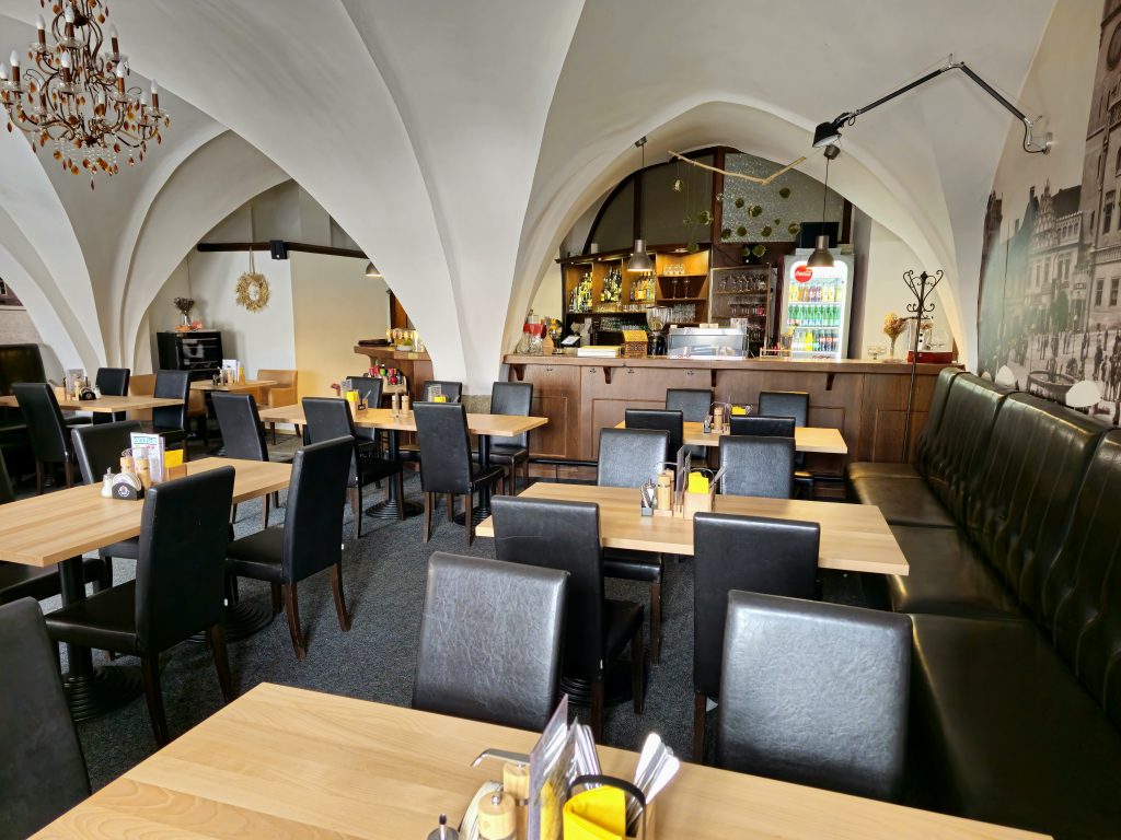 Restaurace Škochův dům interier 1